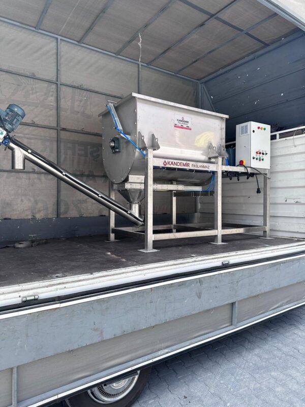 300 Kg Yatay Ribbon Toz Karıştırıcı