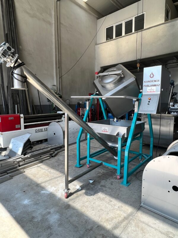 500 Lt Kübik Toz Karıştırıcı Ve Ürün Aktarma Helezonu