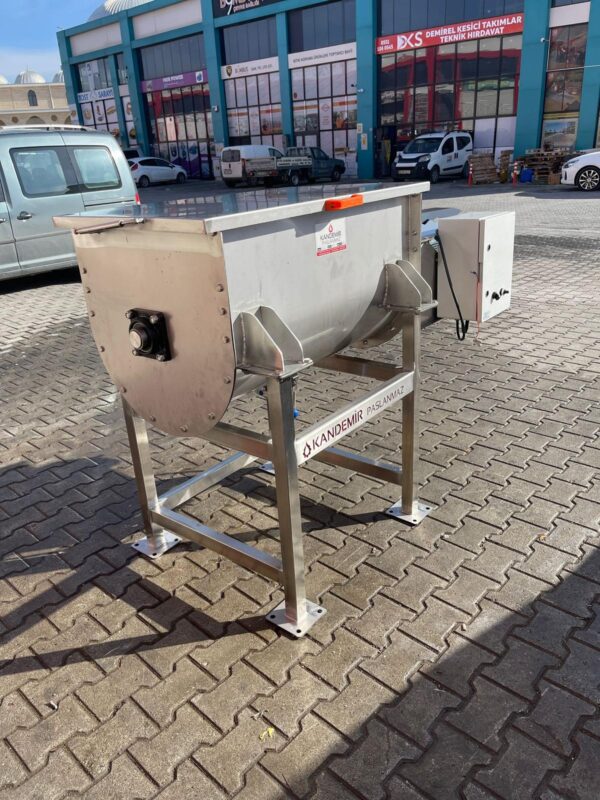 300 Litre Yatay Toz Karıştırıcı