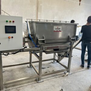 500 Li̇tre Yatay Boşaltmalı Toz Karıştırıcı Mi̇kser